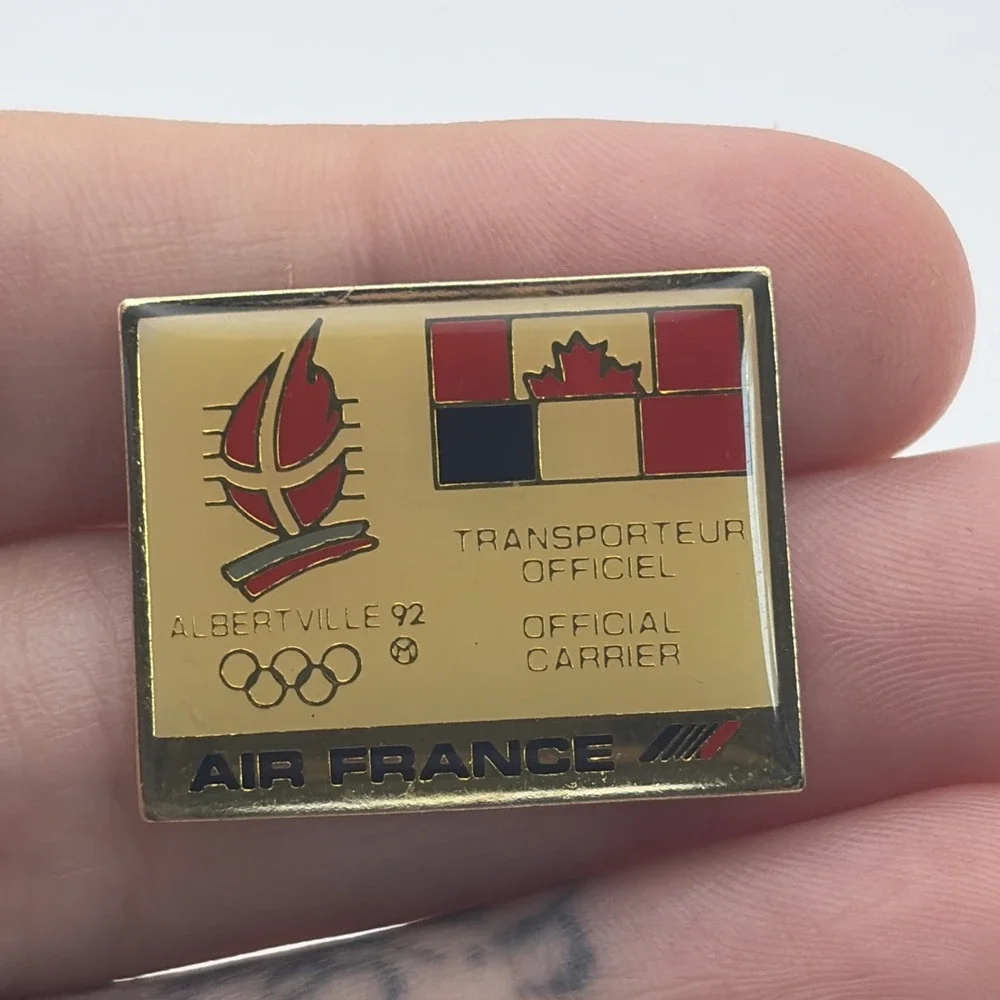 Olympic Winter Games 1992 Albertville Air France Official Carrier Lapel Pin